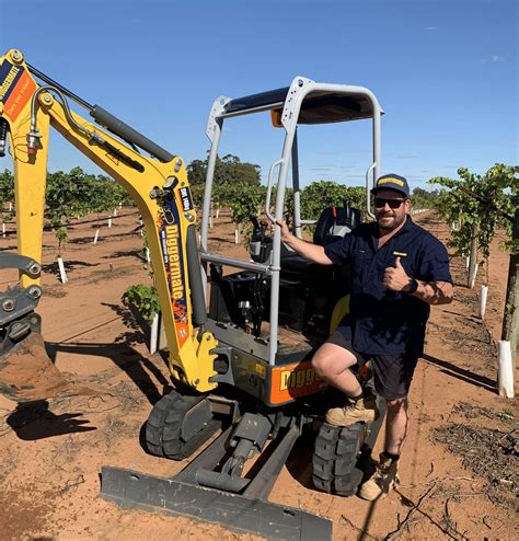 Excavator Hire in Mildura, VIC 3500 